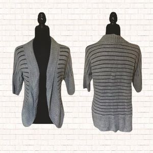 Flyaway Cardigan • TAKEOUT boyfriend fit striped open knit gray XS EUC OBO